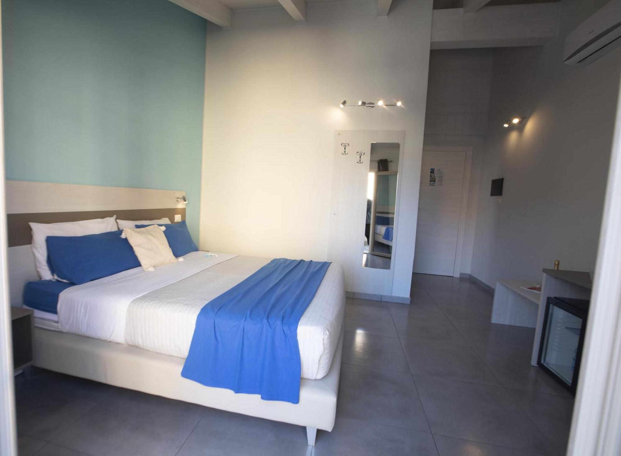 La Perla Amantea Hotel Luaran gambar